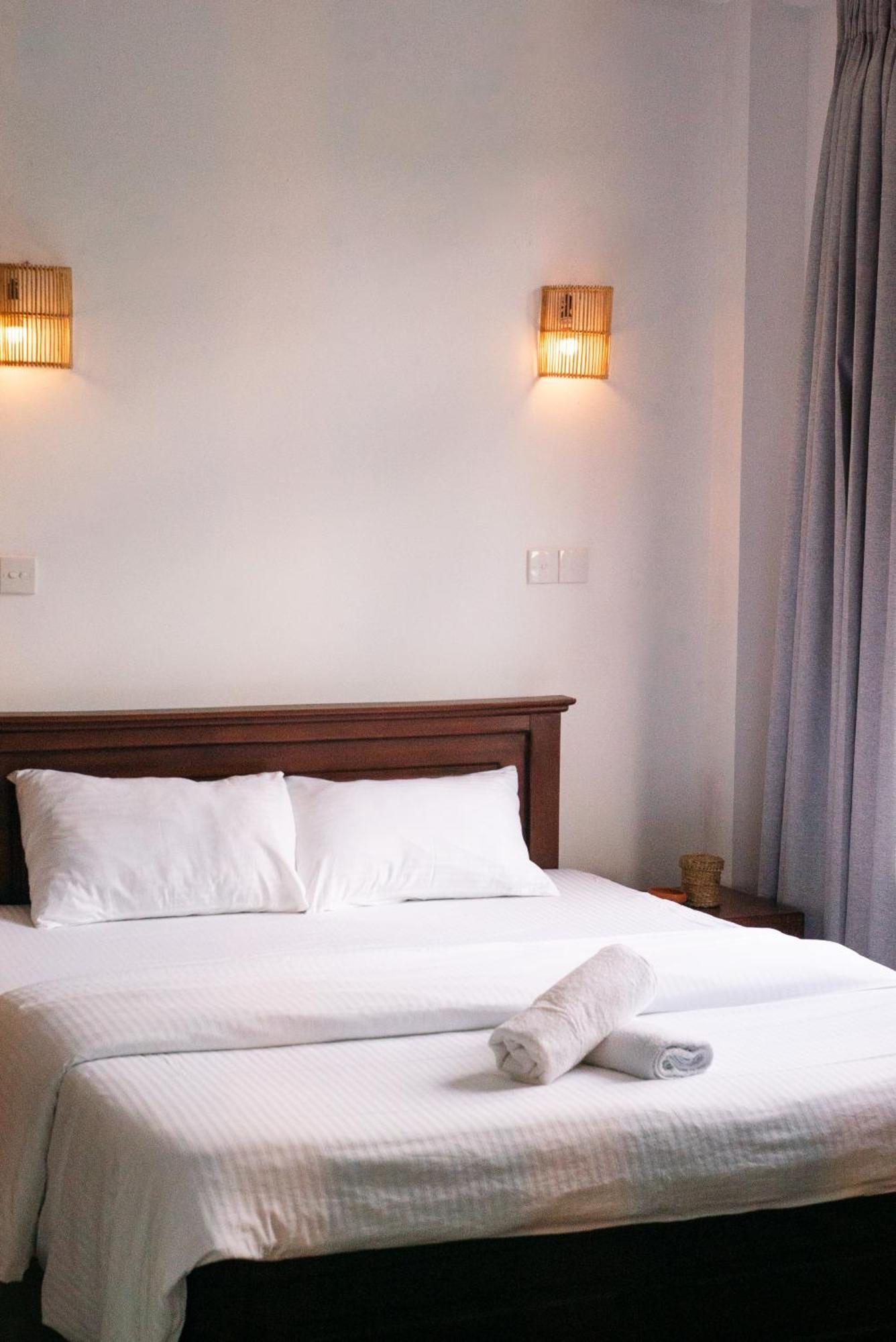Ruma Surf Hotel Ahangama Ngoại thất bức ảnh