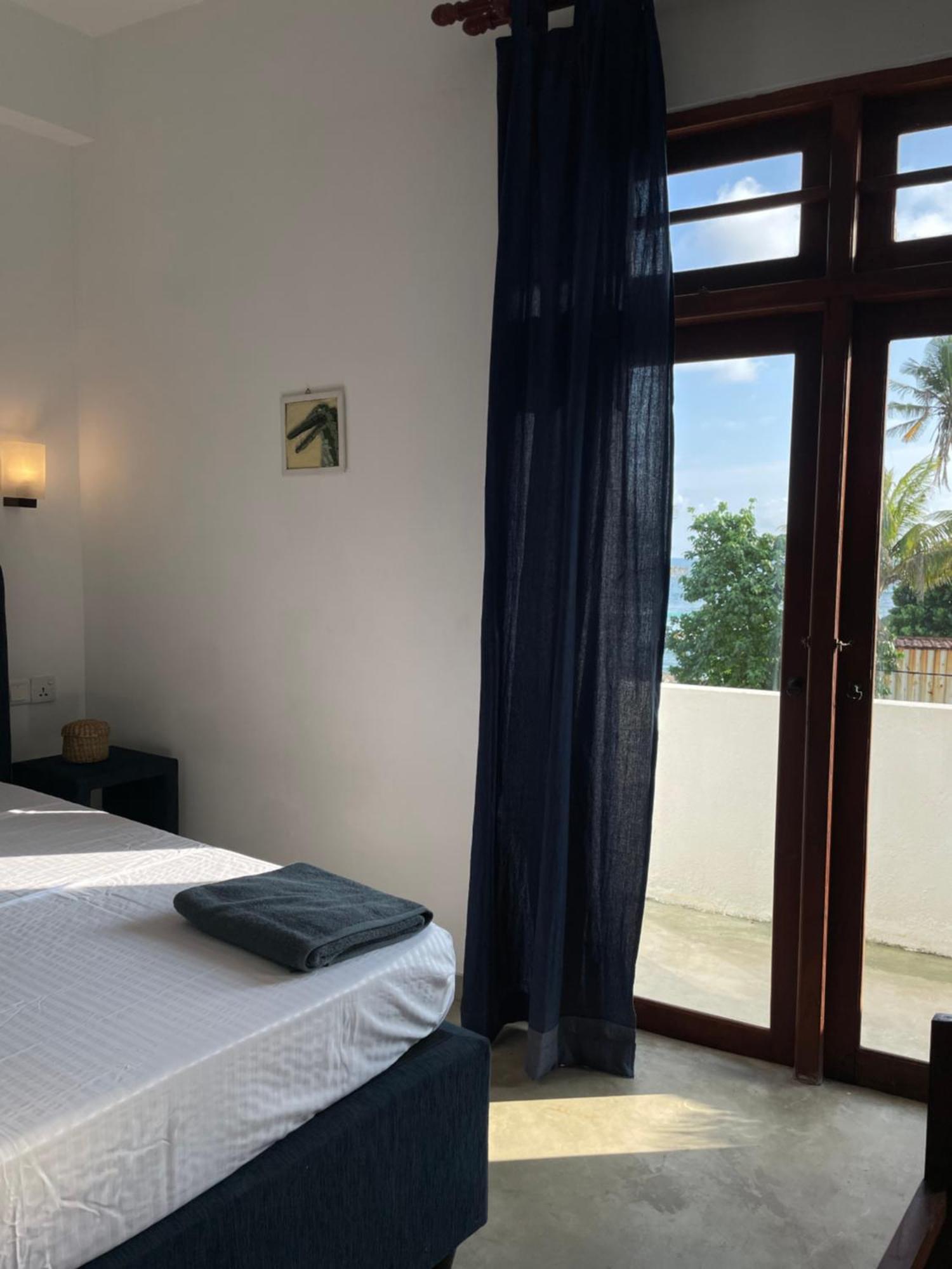 Ruma Surf Hotel Ahangama Ngoại thất bức ảnh