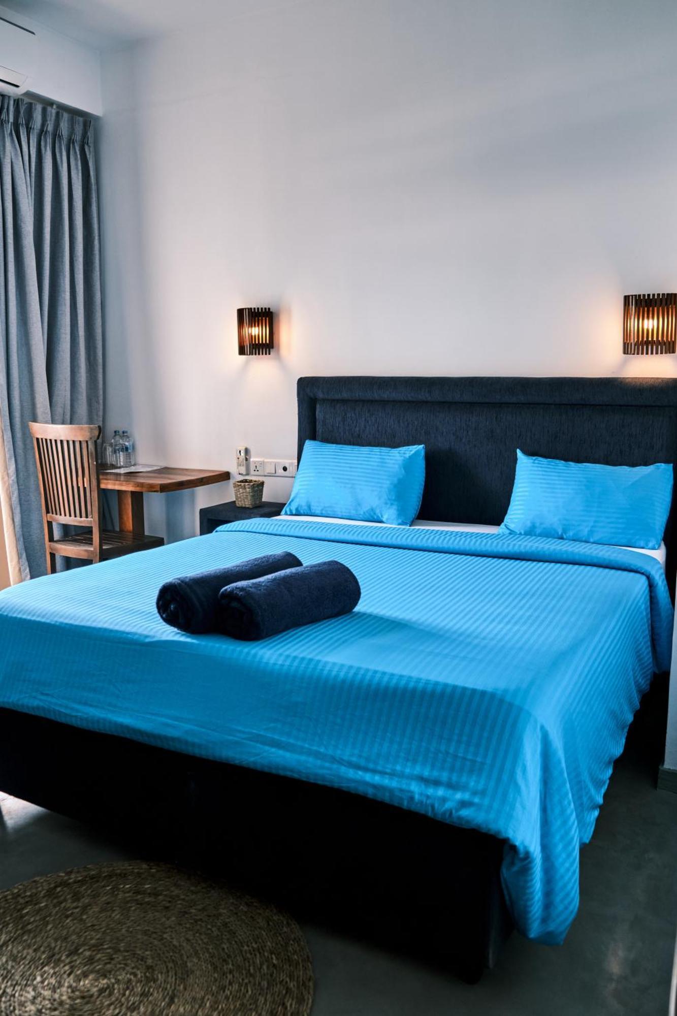 Ruma Surf Hotel Ahangama Ngoại thất bức ảnh