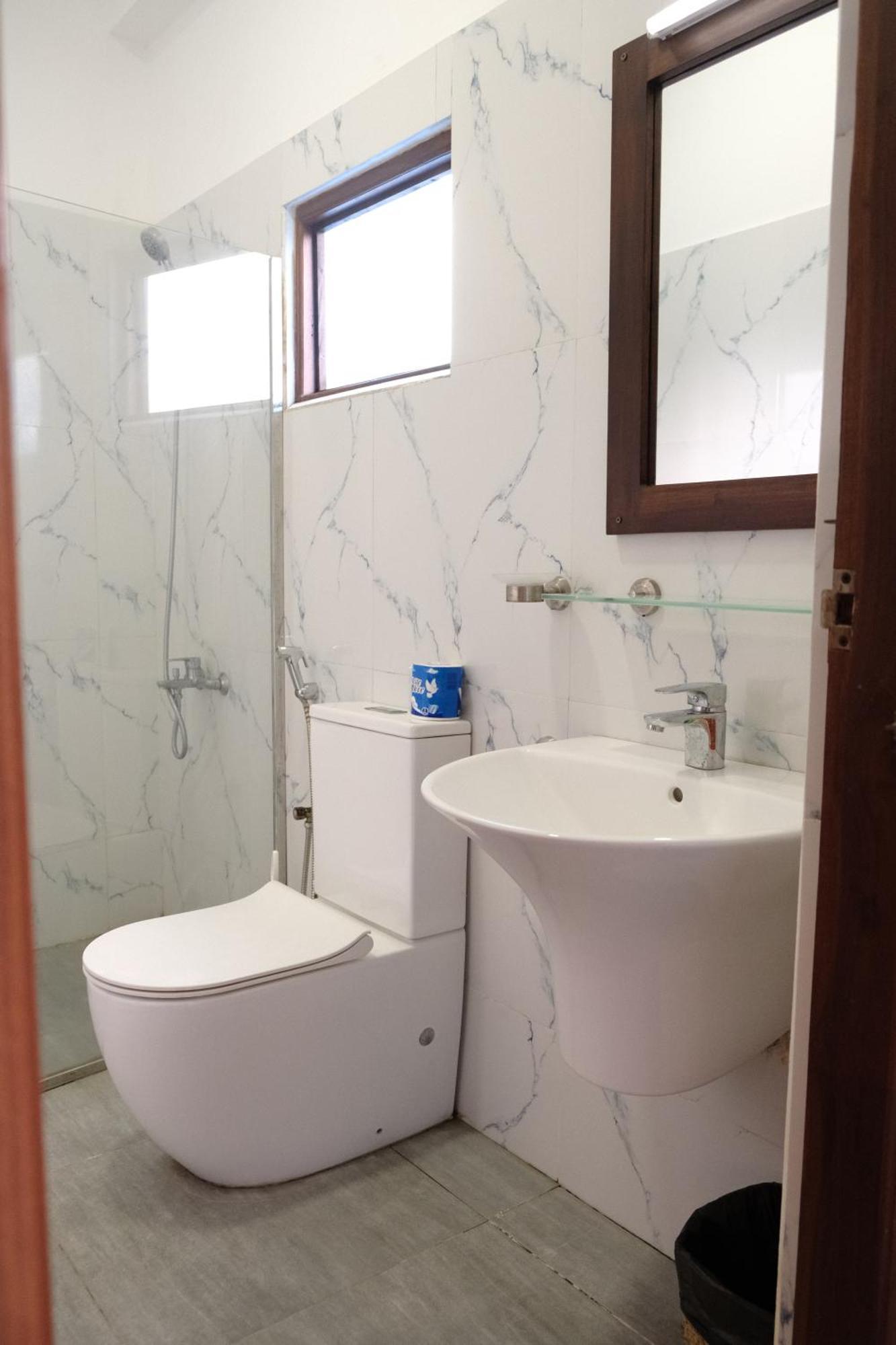 Ruma Surf Hotel Ahangama Ngoại thất bức ảnh