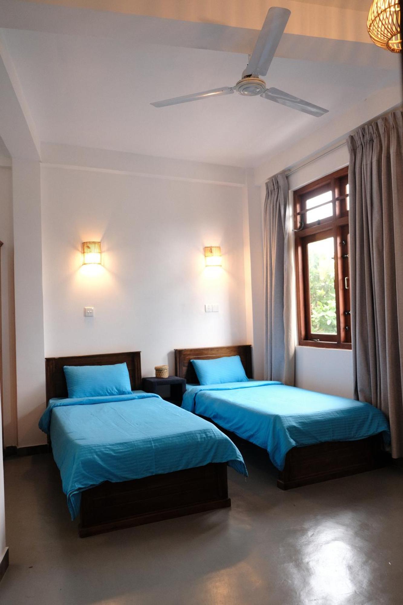 Ruma Surf Hotel Ahangama Ngoại thất bức ảnh