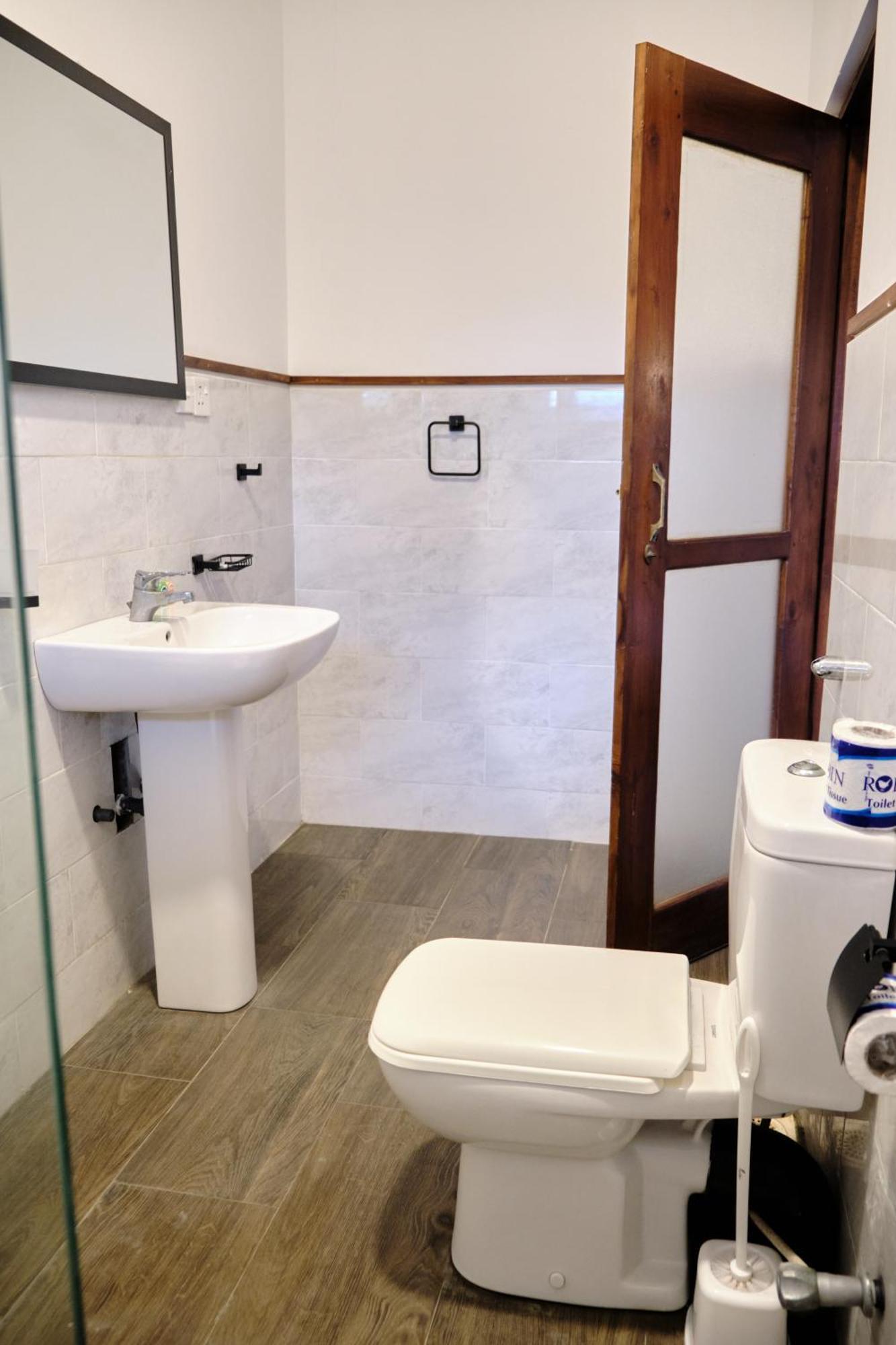 Ruma Surf Hotel Ahangama Ngoại thất bức ảnh