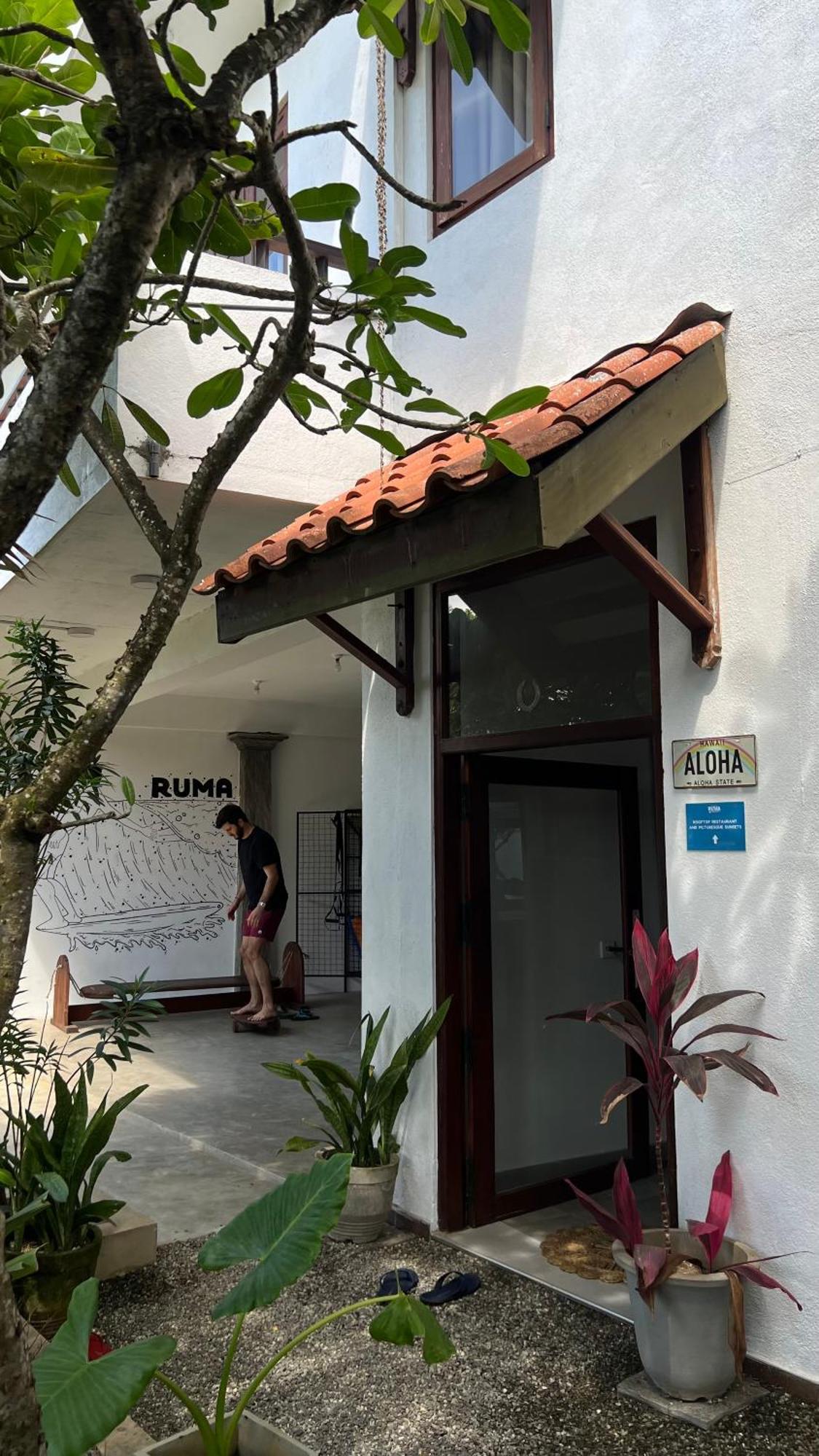 Ruma Surf Hotel Ahangama Ngoại thất bức ảnh